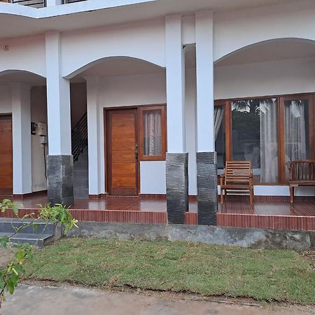Kutabay Homestay Kuta  ภายนอก รูปภาพ
