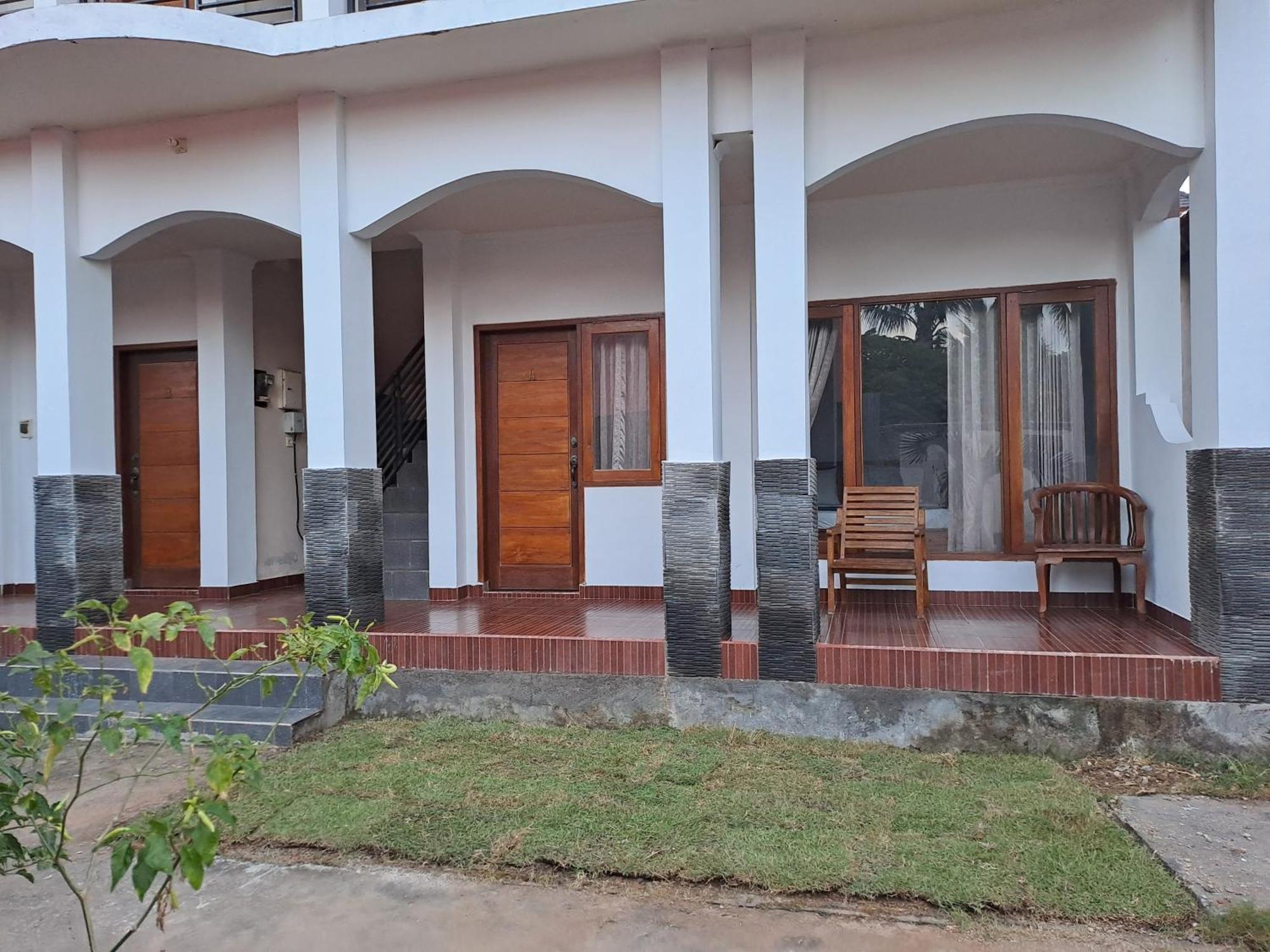 Kutabay Homestay Kuta  ภายนอก รูปภาพ